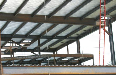 Pemasangan Decking on Blue Steel Floor Deck   Blue Steel Australasia